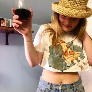 Meet your Posher, Demi